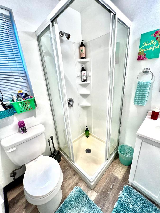 Micro Studio Apartment In University District- 10 Mins Walk To University Of Wa Seattle Bagian luar foto