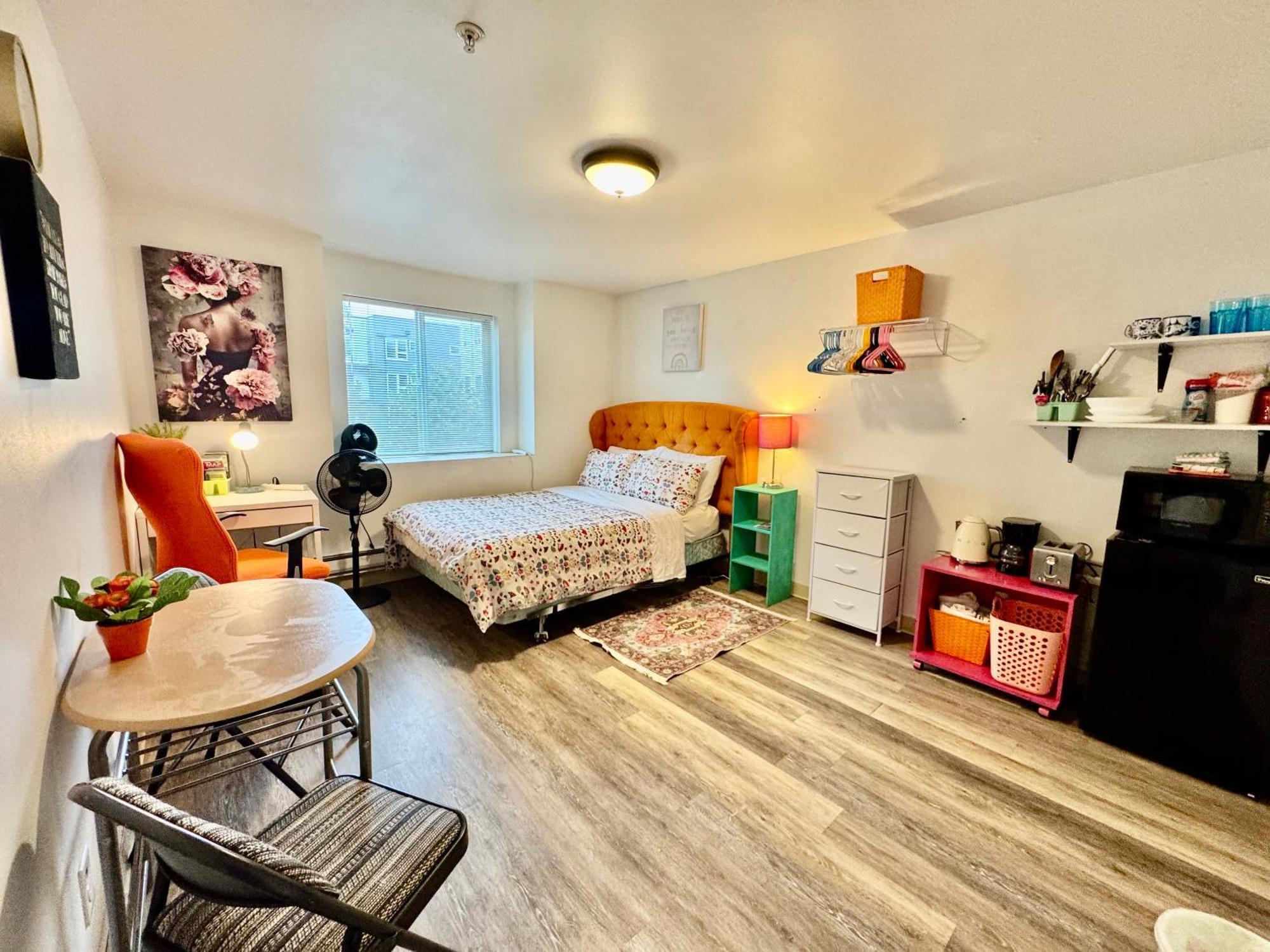 Micro Studio Apartment In University District- 10 Mins Walk To University Of Wa Seattle Bagian luar foto